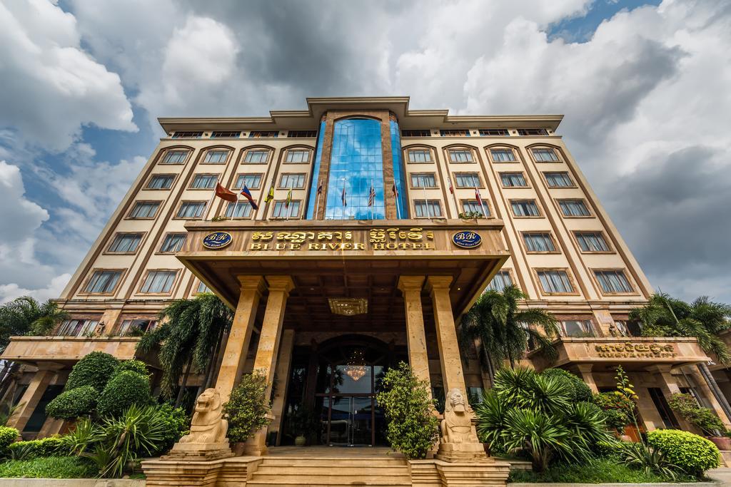פנום פן Blue River Hotel מראה חיצוני תמונה